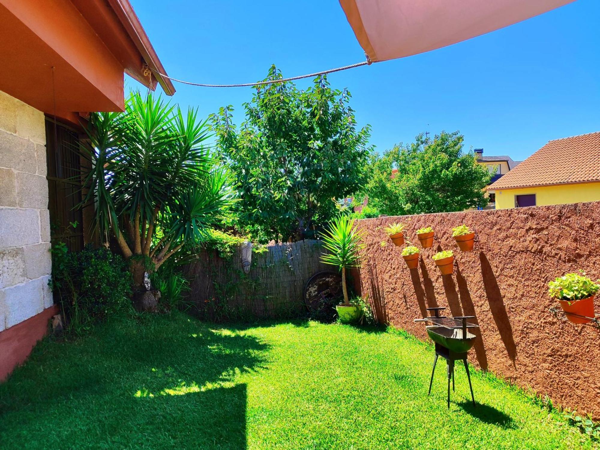 Tranquila Casita De Invitados En Vigo Con Chimenea Exterior photo